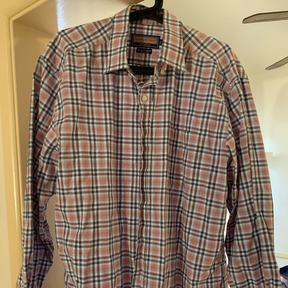 Vineyard Vines Plaid Casual Button Down